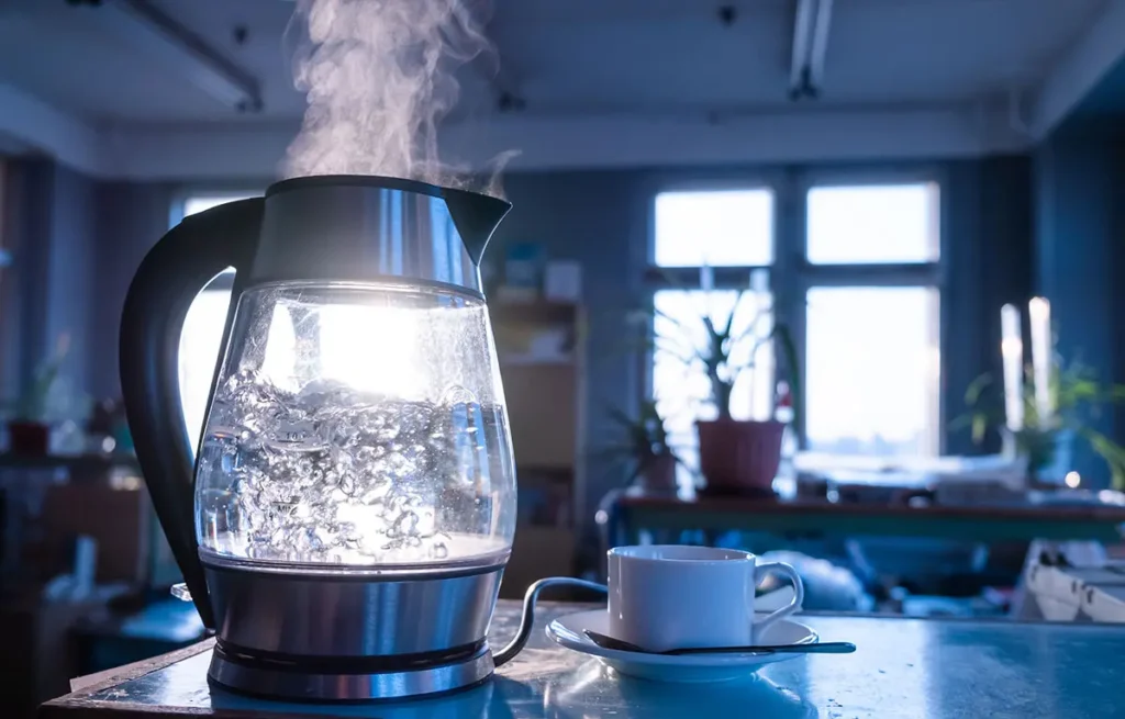 Glass kettle boiling water